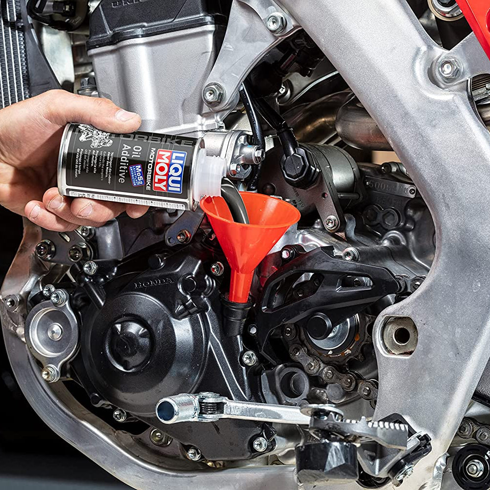 Liqui Moly 21668 Additivo Olio Motorbike Antiusura Antiattrito per Moto 2/4 T (7888192471260)